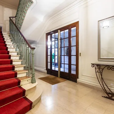 Spacious And Pleasant Nest 2 Steps From Montmartre Paris
