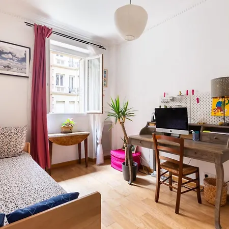 Apartment Spacious And Pleasant Nest 2 Steps From Montmartre Paris